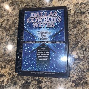 Dallas Cowboys Wives Cookbook